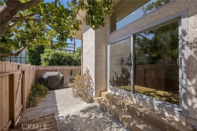 17943 Magnolia Boulevard  #16, Encino, CA 91316 - #3