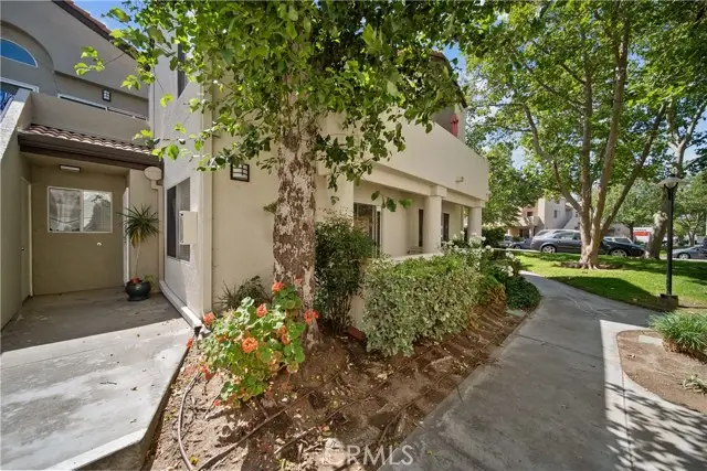 21346 Nandina  #102, Newhall, CA 91321 - #3