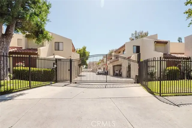 8740 Willis Avenue  #6, Panorama City, CA 91402 - #2