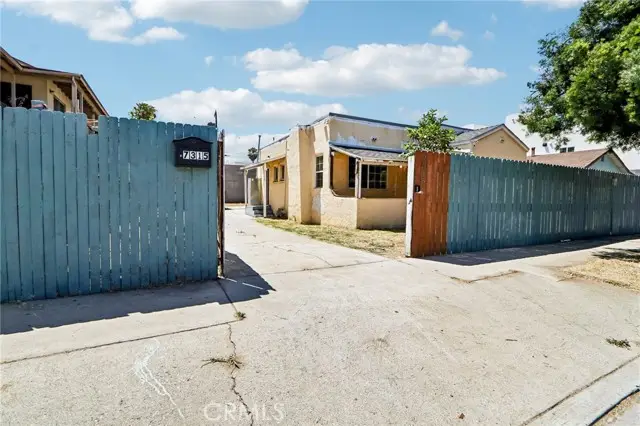 7315 Woodley, Van Nuys, CA 91406 - #1