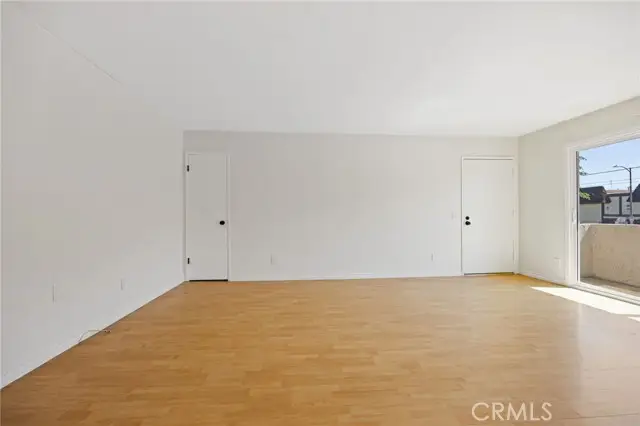 5055 Coldwater Canyon Avenue  #105, Sherman Oaks, CA 91423 - #2