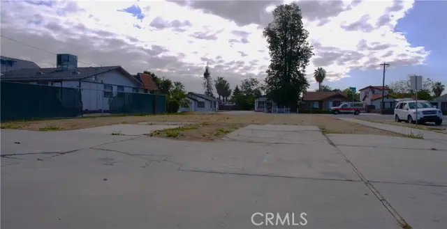 231 H Street, Bakersfield, CA 93304 - #3