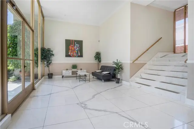 12955 Riverside Drive  #102, Sherman Oaks, CA 91423 - #3
