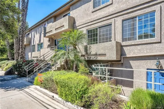 18347 Saticoy  #7, Reseda, CA 91335 - #2
