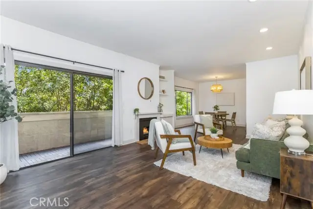 14050 Magnolia Boulevard  #201, Sherman Oaks, CA 91423 - #2