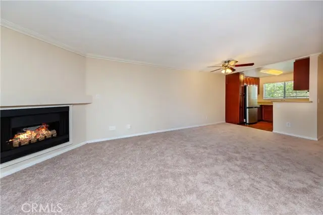 5510 Owensmouth Ave  #204, Woodland Hills, CA 91367 - #2