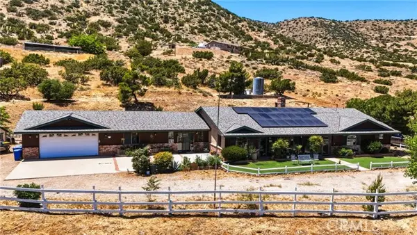 1661 Twin Butte, Palmdale, CA 93551