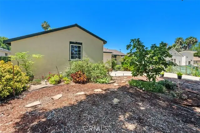6613 Randi Avenue, Woodland Hills, CA 91303 - #3