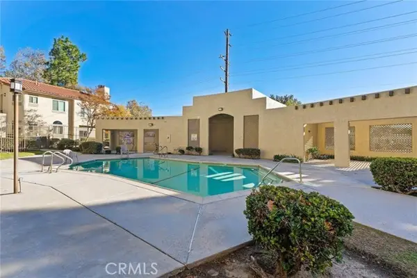 3210 Darby Street  #102, Simi Valley, CA 93063