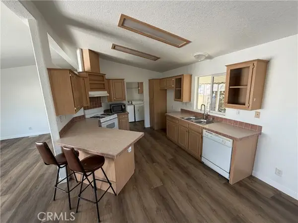 10900 Sepulveda  #23, Mission Hills, CA 91345