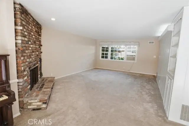 7007 Whitaker, Van Nuys, CA 91406 - #2