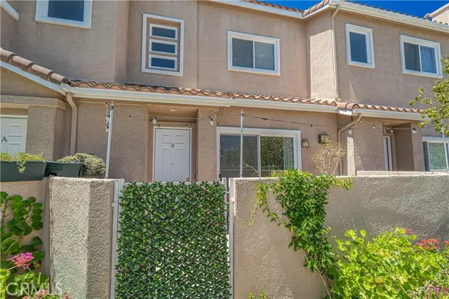 25708 Holiday Circle  #B, Stevenson Ranch, CA 91381 - #2