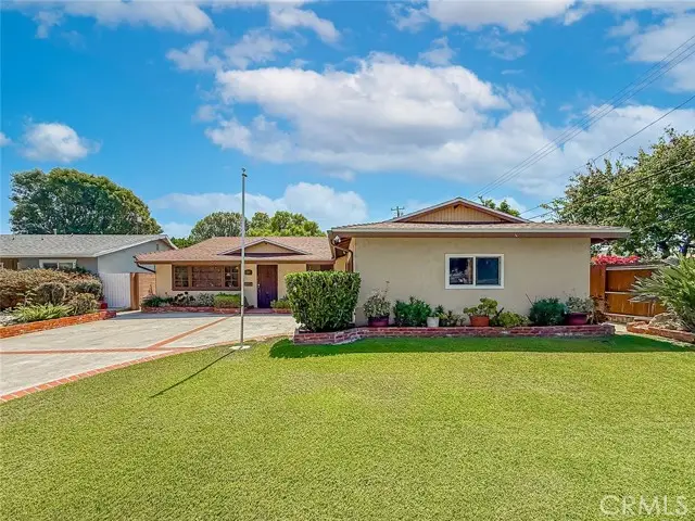 10514 Hillview Avenue, Chatsworth, CA 91311 - #2