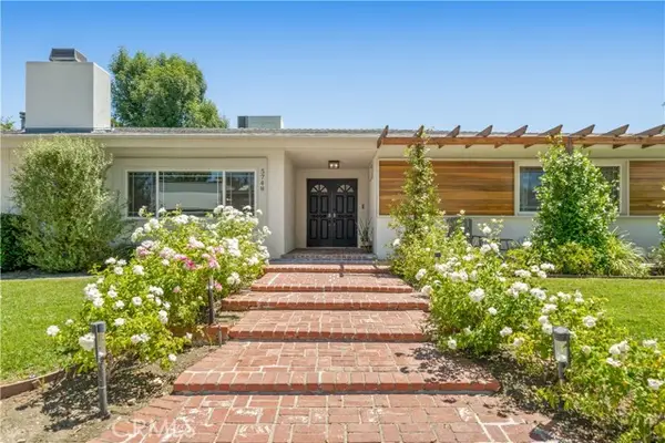 5748 Larryan Drive, Woodland Hills, CA 91367