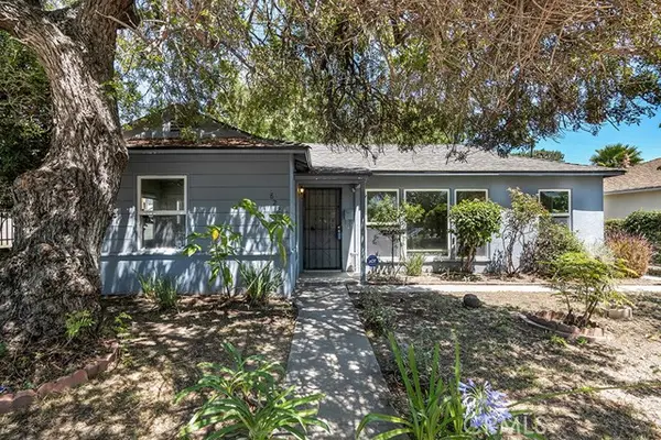 8226 WhiteOak Avenue, Northridge, CA 91325