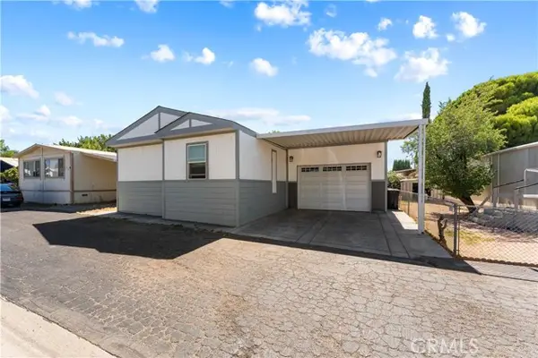 5711 Columbia Way  #127, Madera, CA 93636