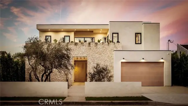 15447 Huston, Sherman Oaks, CA 91403 - #1