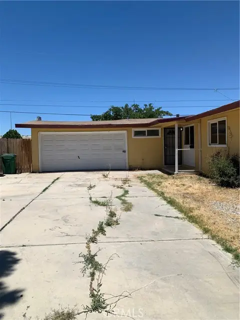44727 21st Street, Lancaster, CA 93536 - #2