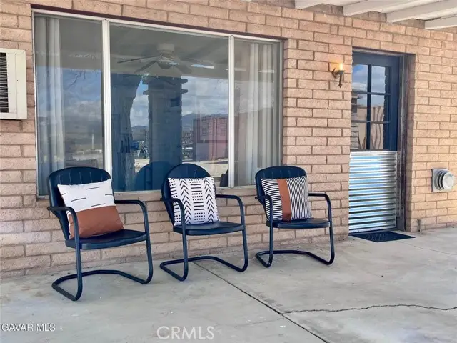38960 12th St, Palmdale, CA 93550 - #3