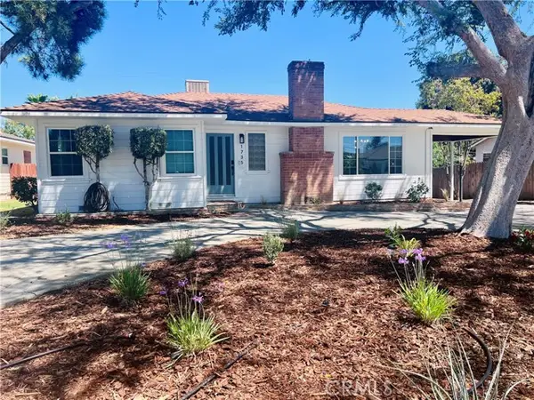 1735 Los Robles Drive, Bakersfield, CA 93306