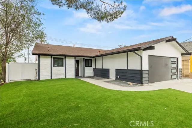 28201 Hot Springs, Canyon Country, CA 91351 - #1