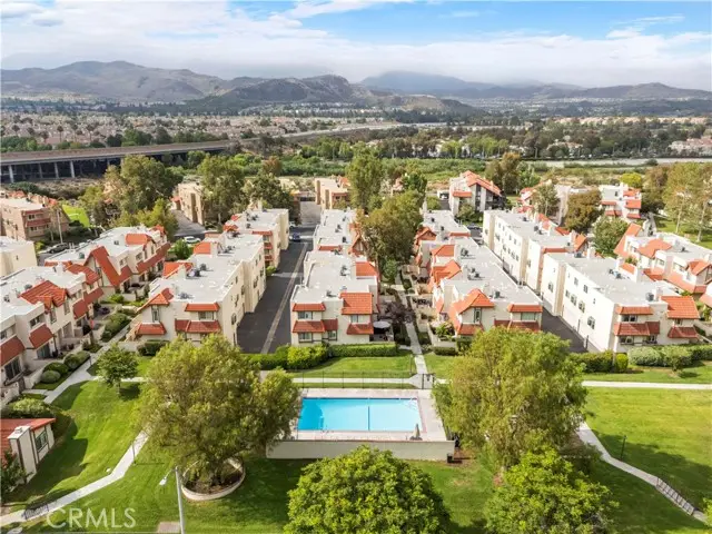 17955 River Circle  #4, Canyon Country, CA 91387 - #2