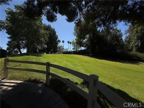 19946 Ave of the Oaks, Newhall, CA 91321