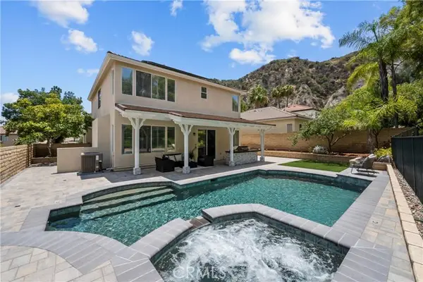 25415 Thoreau Way, Stevenson Ranch, CA 91381