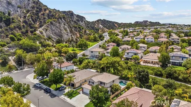 25415 Thoreau Way, Stevenson Ranch, CA 91381 - #2