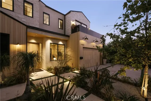 11937 Addison Street, Valley Village, CA 91607 - #3