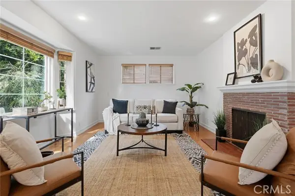 14335 Magnolia, Sherman Oaks, CA 91423