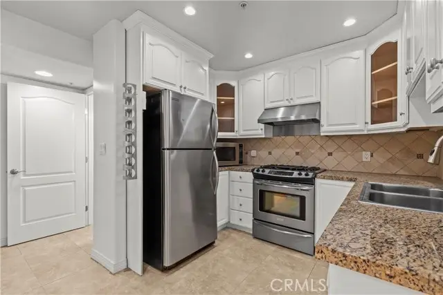 4732 Radford Avenue  #8, Valley Village, CA 91607 - #3