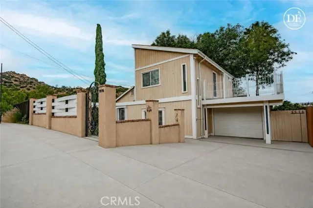 9516 Dennis, Chatsworth, CA 91311 - #1