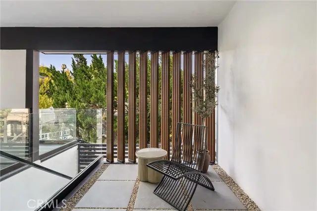 3619 Lowry Road, Los Angeles, CA 90027 - #2