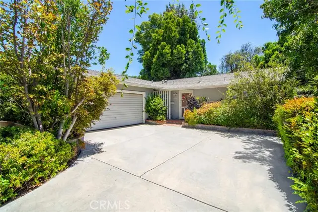 23518 Friar Street, Woodland Hills, CA 91367 - #1
