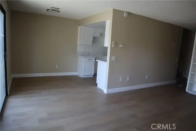 9047 Langdon, North Hills, CA 91343 - #3