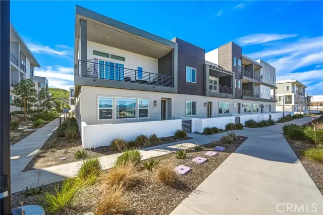 26767 Laurel Mountain Loop, Valencia, CA 91381 - #2
