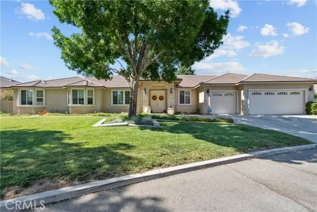 239 Hawk Lane, Palmdale, CA 93551 - #1