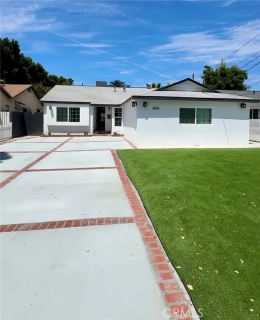 5651 Radford, Valley Village, CA 91607