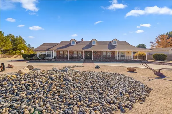 43710 Ryckebosch Lane, Lancaster, CA 93535