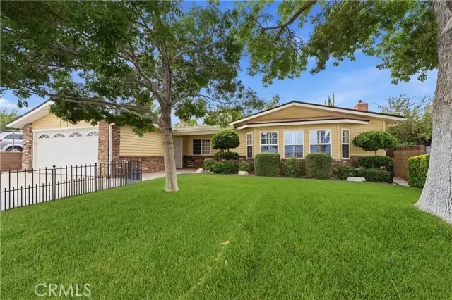 42123 45th Street, Quartz Hill, CA 93536 - #1