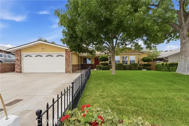42123 45th Street, Quartz Hill, CA 93536 - #2