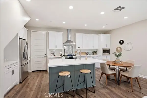 19540 Astor, Northridge, CA 91324