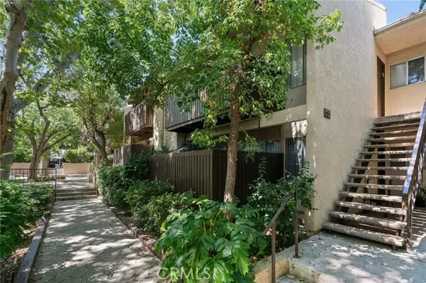 18350 Hatteras Street  #267, Tarzana, CA 91356