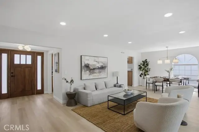 15852 Bryant Street, North Hills, CA 91343 - #2