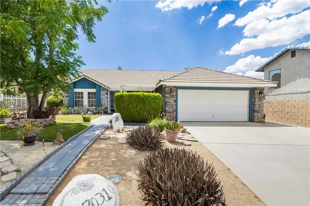 37031 La Contempo, Palmdale, CA 93550 - #1