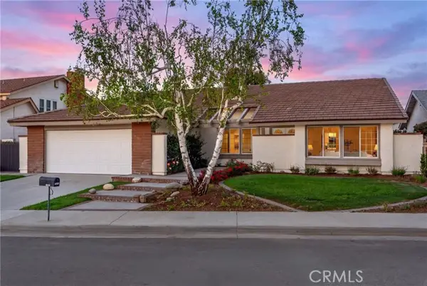 25660 Lochmoor Road, Valencia, CA 91355