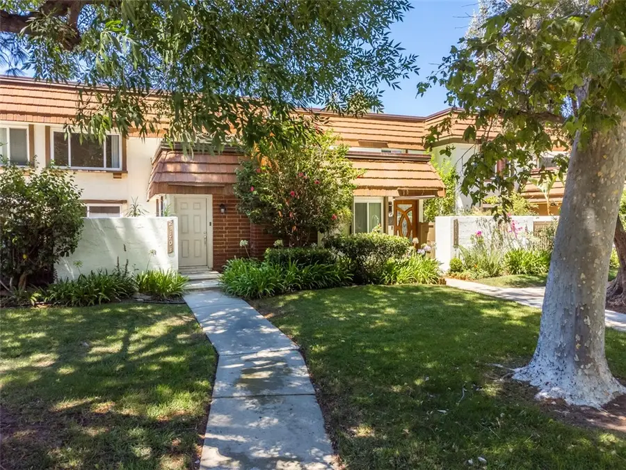 22170 James Alan  #3, Chatsworth, CA 91311 - #3