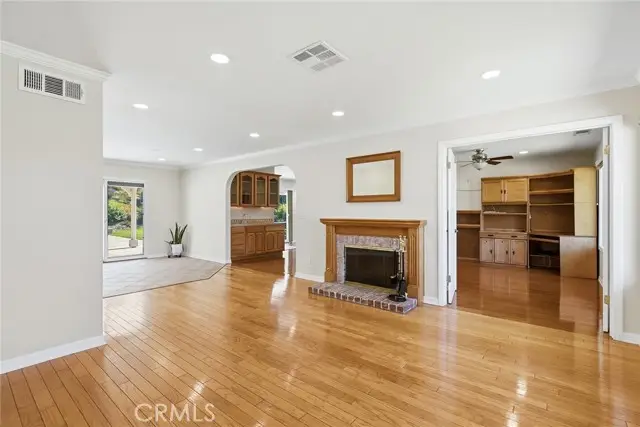 22401 Barbacoa, Saugus, CA 91350 - #3