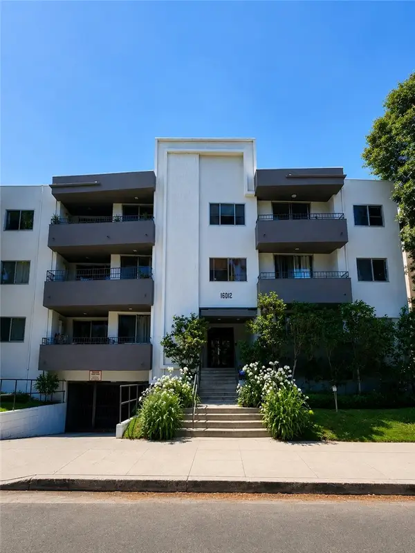 16012 Moorpark  #205A, Encino, CA 91436